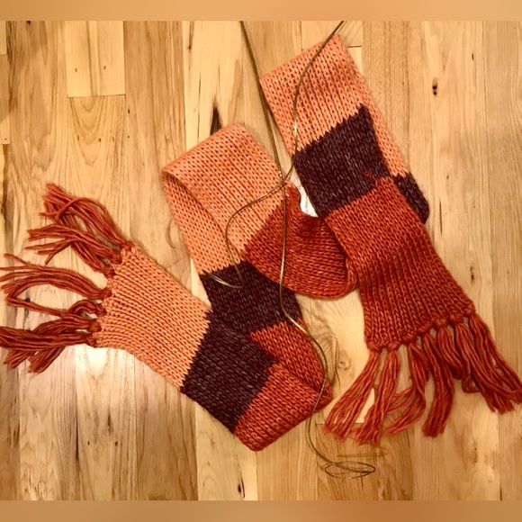 HANDMADE STRIPED CROCHET KNIT SCARF - Picture 3 of 3